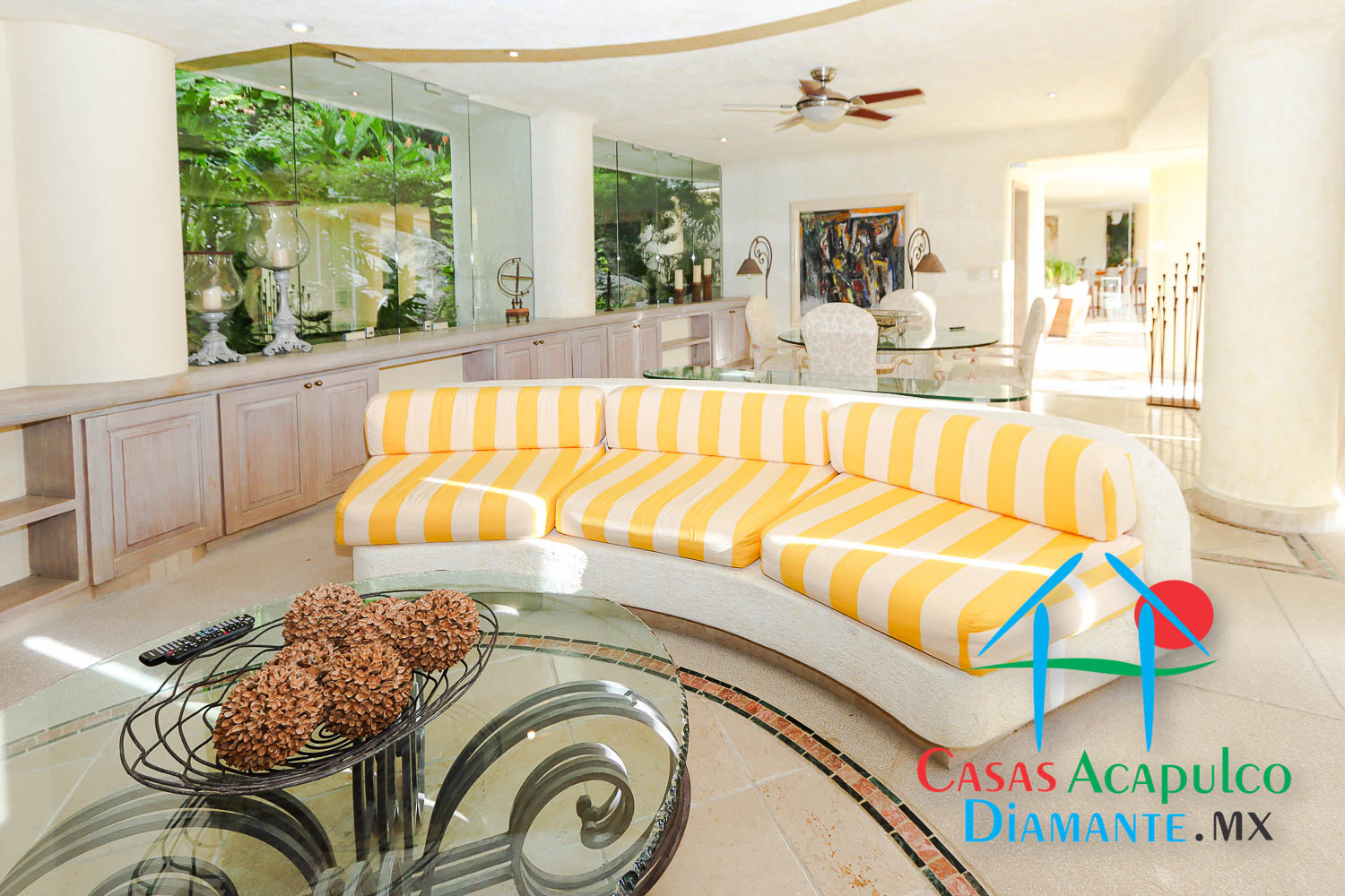 Villa del Sol - Sala de televisión 11